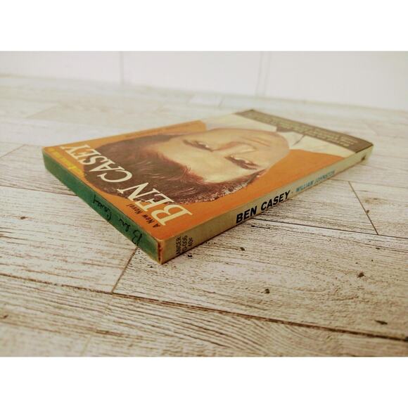 Vtg 1962 - Ben Casey - TV Tie In Paperback Book - William Johnston - Picture 7 of 13